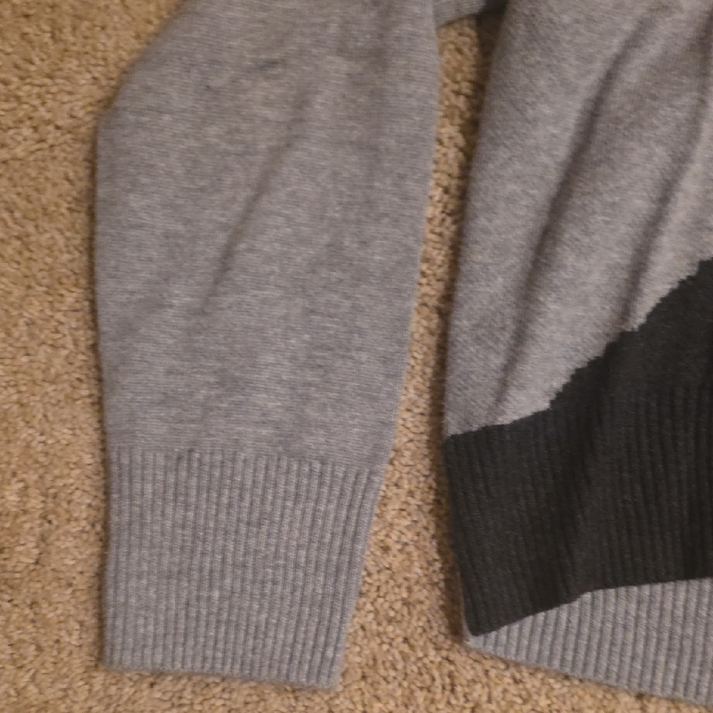 A&F Girl's Sweater - Picture 7 of 11